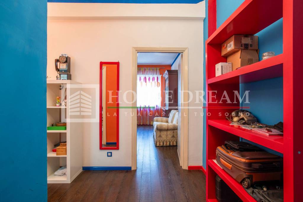 appartamento in vendita a Roma in zona Appio Claudio