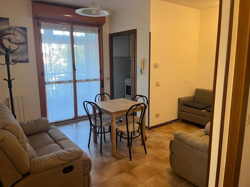 appartamento in vendita a Roma in zona Acilia