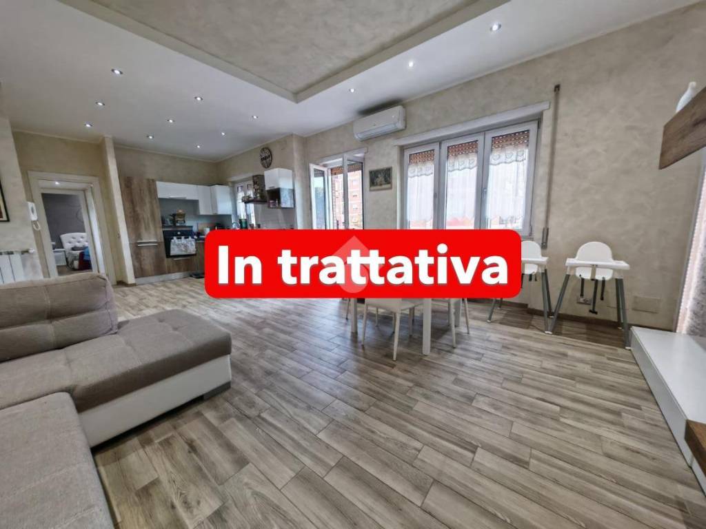 appartamento in vendita a Roma in zona Don Bosco