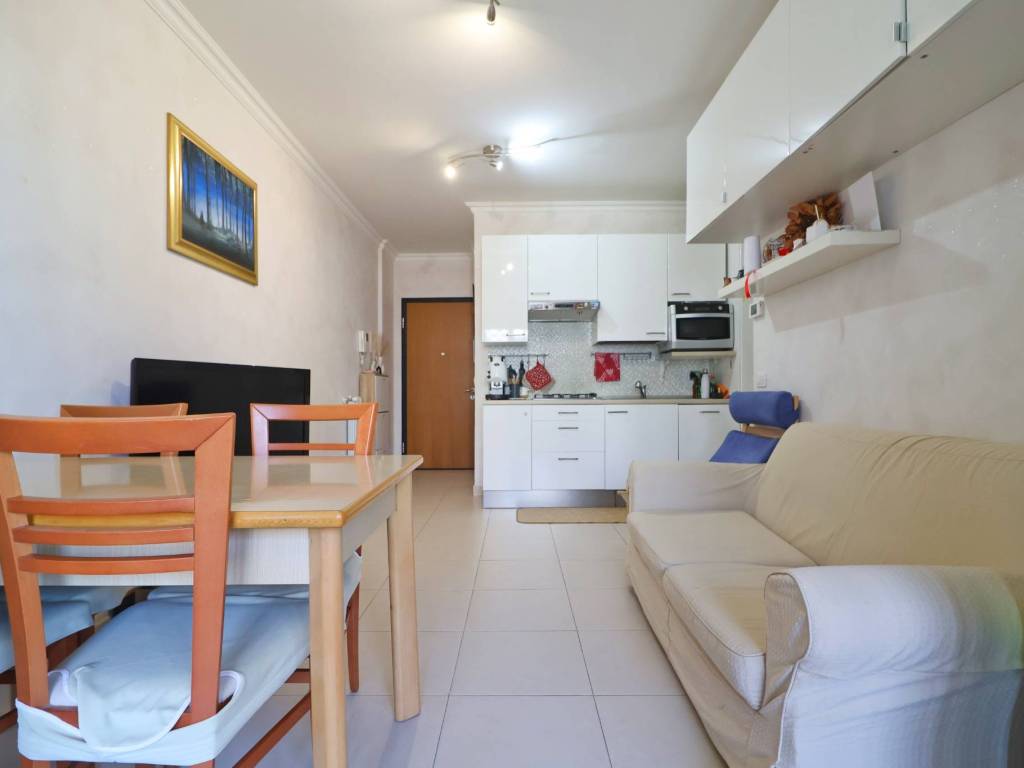 appartamento in vendita a Roma in zona Castel di Leva