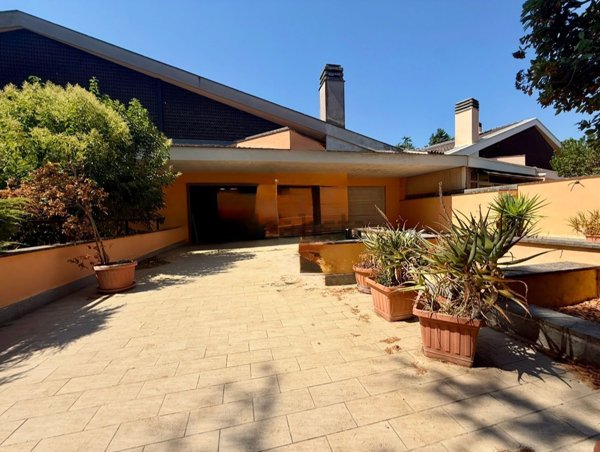 casa indipendente in vendita a Roma in zona La Giustiniana