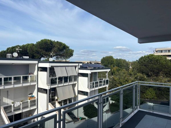 casa indipendente in vendita a Roma in zona Vitinia