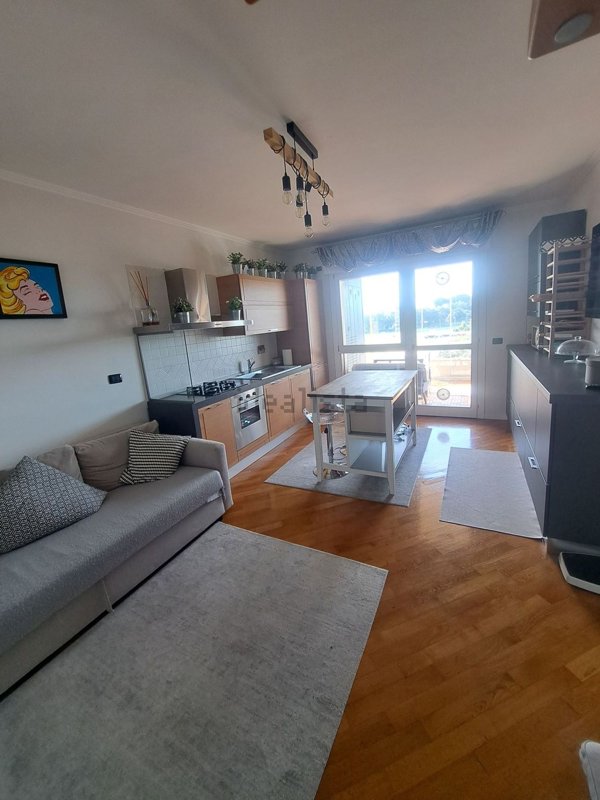 appartamento in vendita a Roma in zona EUR
