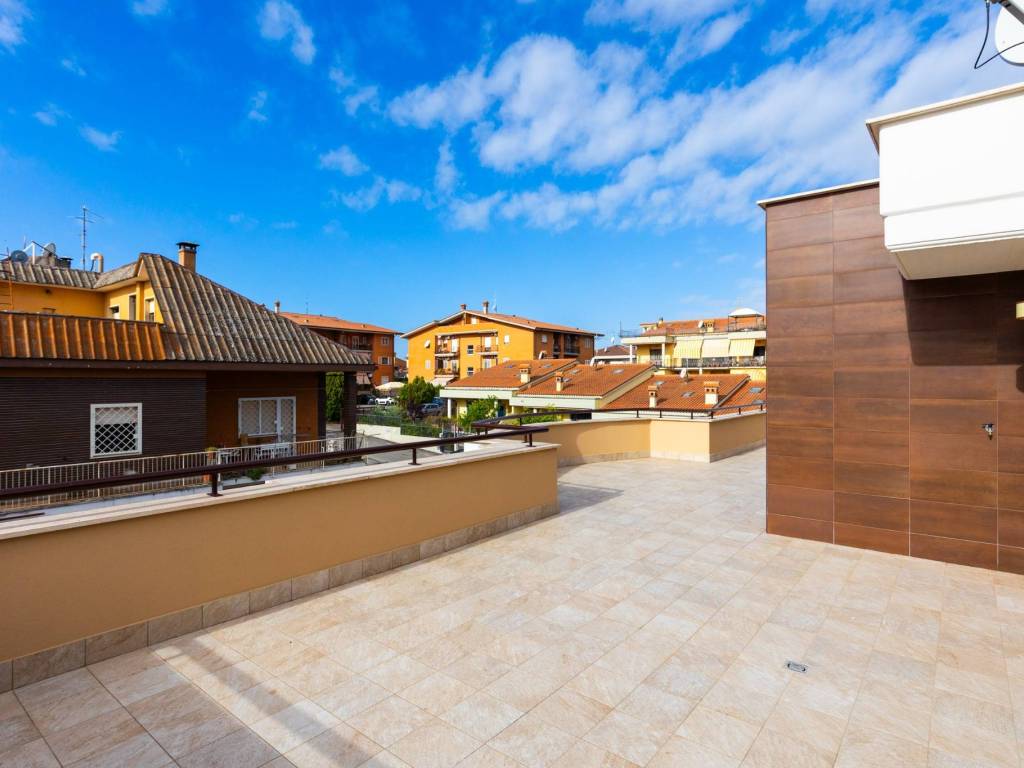 appartamento in vendita a Roma in zona Finocchio