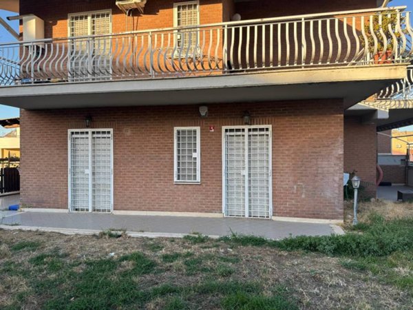 appartamento in vendita a Roma in zona Finocchio