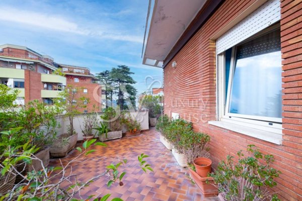 appartamento in vendita a Roma in zona Grottarossa