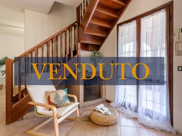 casa indipendente in vendita a Roma in zona Castel di Leva