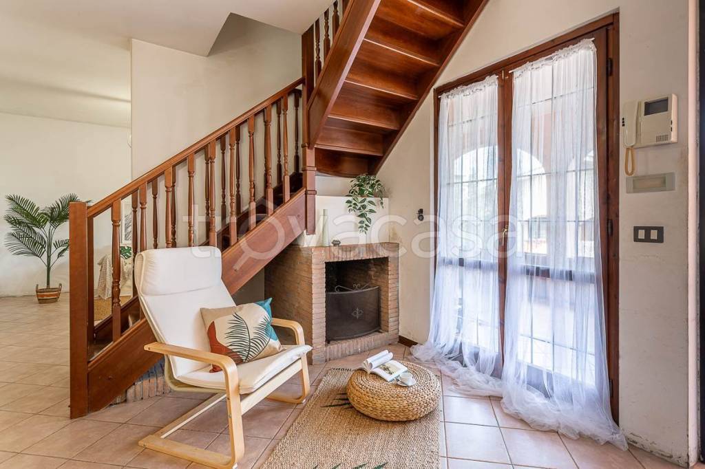 casa indipendente in vendita a Roma in zona Castel di Leva