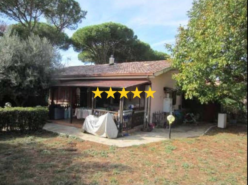 casa indipendente in vendita a Roma in zona Giardini di Corcolle