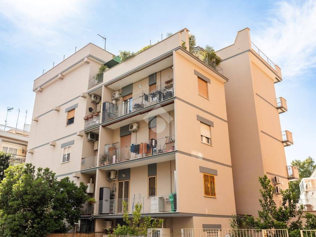 appartamento in vendita a Roma in zona Primavalle