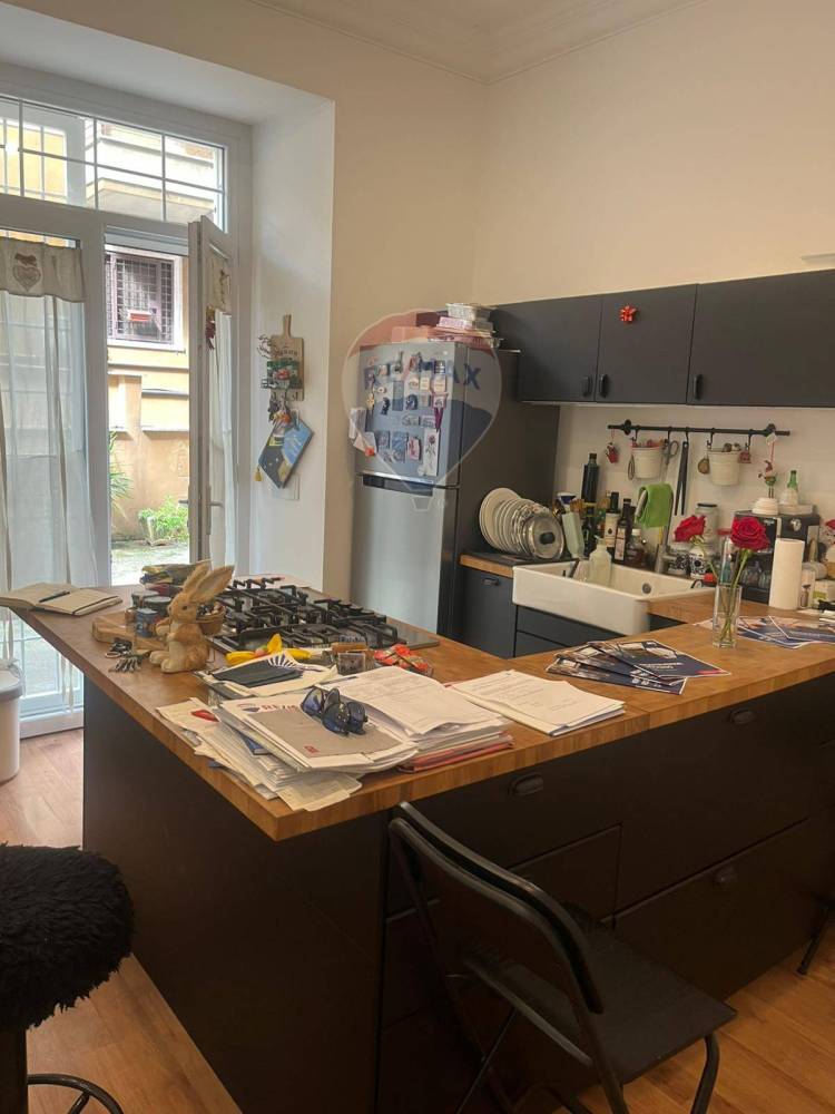 appartamento in vendita a Roma in zona Gianicolense