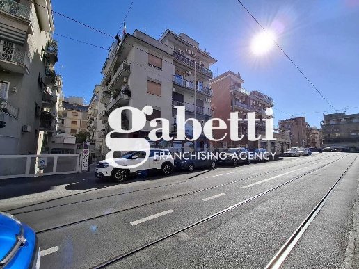 appartamento in vendita a Roma in zona Prenestino-Centocelle