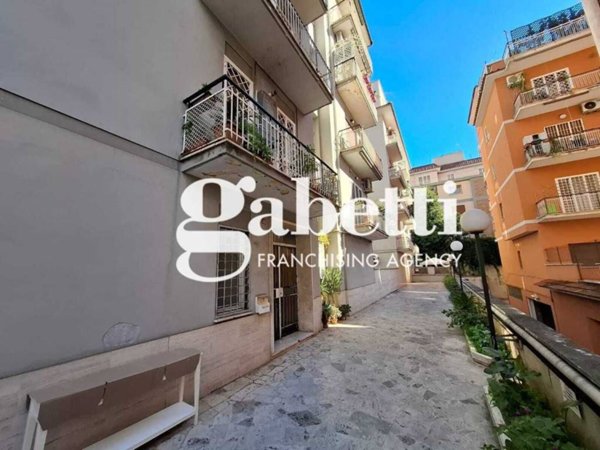 appartamento in vendita a Roma in zona Prenestino-Centocelle