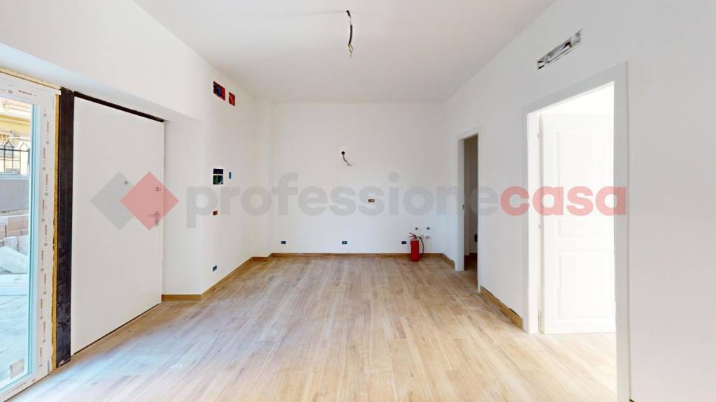 appartamento in vendita a Roma in zona Corviale