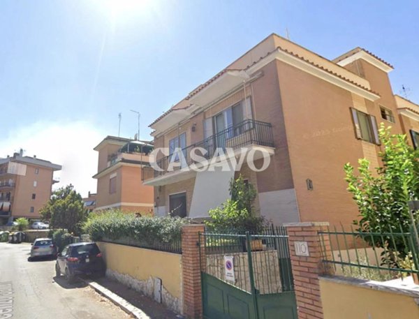 casa indipendente in vendita a Roma in zona Montespaccato