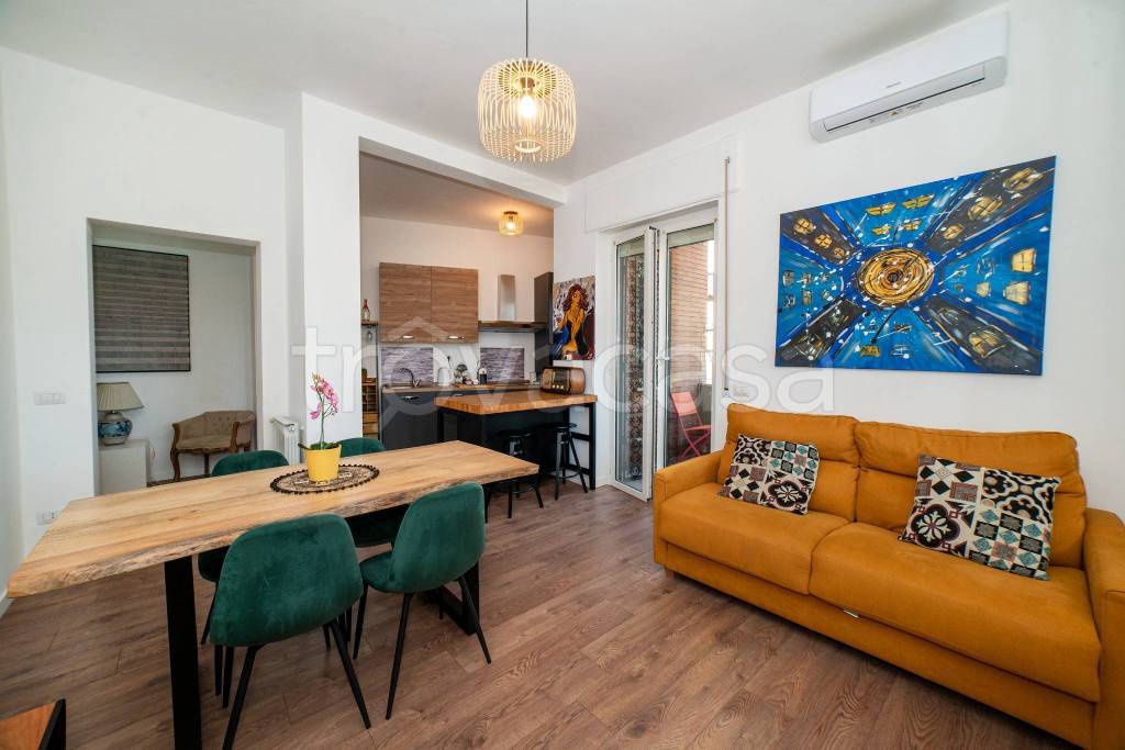 appartamento in vendita a Roma in zona Gianicolense