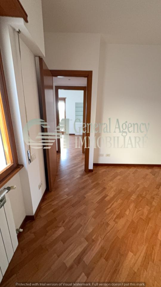 appartamento in vendita a Roma in zona EUR