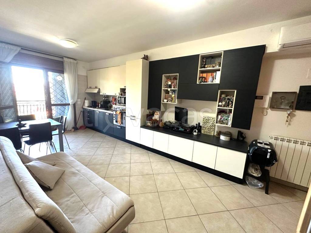 appartamento in vendita a Roma in zona Ponte Galeria