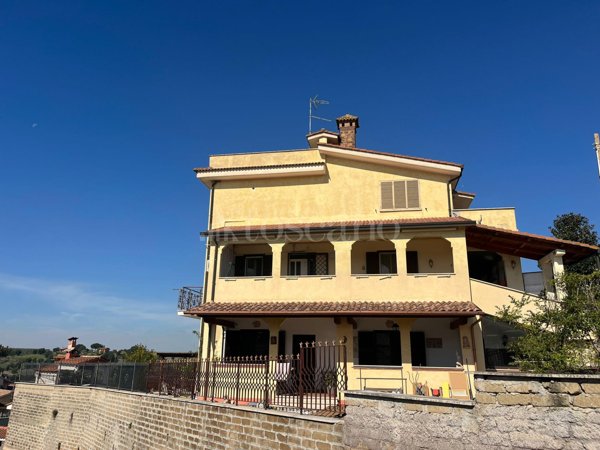 casa semindipendente in vendita a Roma in zona Trigoria