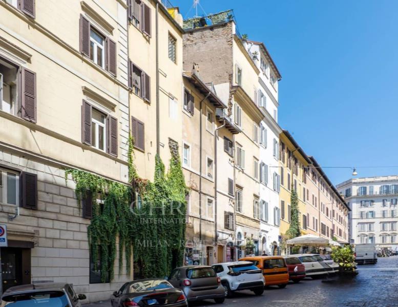appartamento in vendita a Roma in zona Campo Marzio