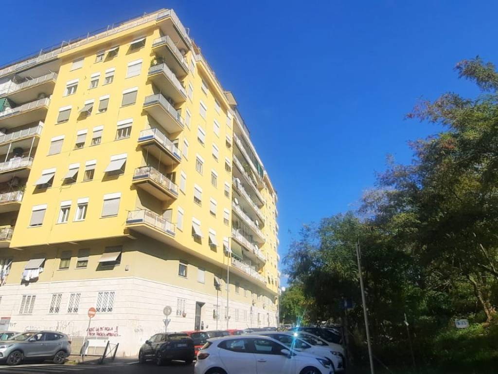appartamento in vendita a Roma in zona Prenestino-Labicano