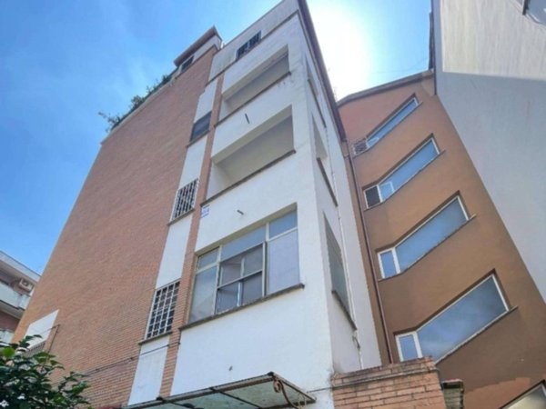 appartamento in vendita a Roma in zona Gianicolense