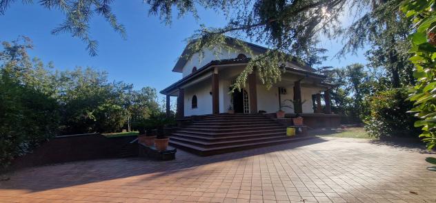 casa indipendente in vendita a Roma in zona Valle Santa