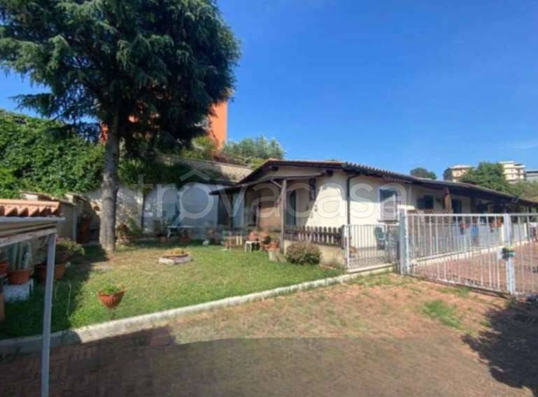 appartamento in vendita a Roma in zona Lunghezza