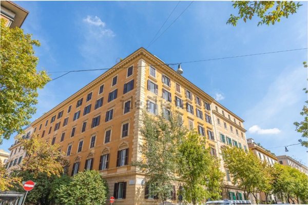 appartamento in vendita a Roma in zona Rione Prati