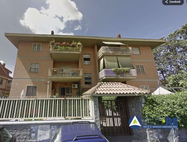 appartamento in vendita a Roma