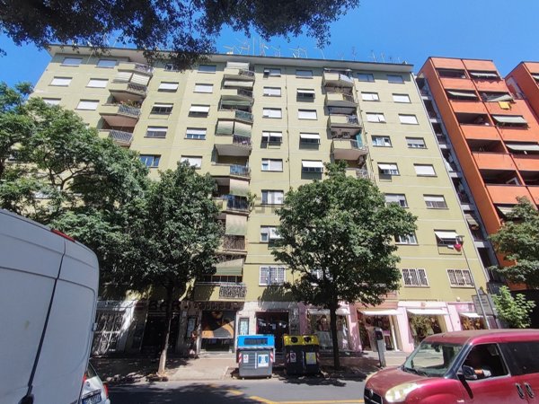 appartamento in vendita a Roma in zona Ostiense
