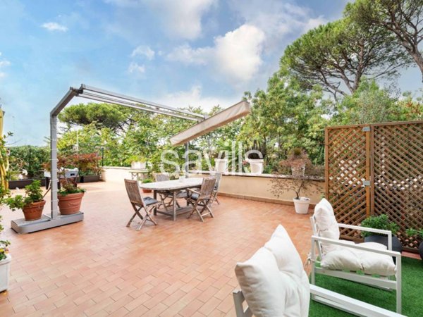 appartamento in vendita a Roma in zona Gianicolense