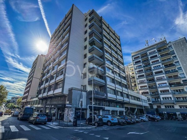 appartamento in vendita a Roma in zona Ostiense