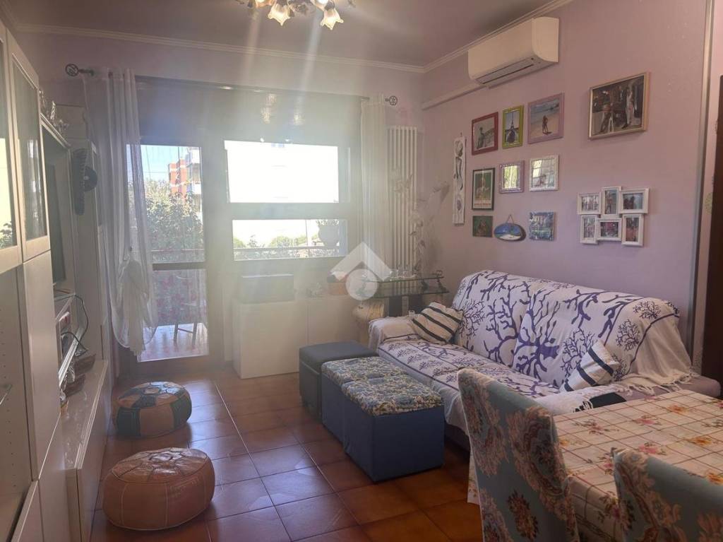 appartamento in vendita a Roma in zona Tuscolano