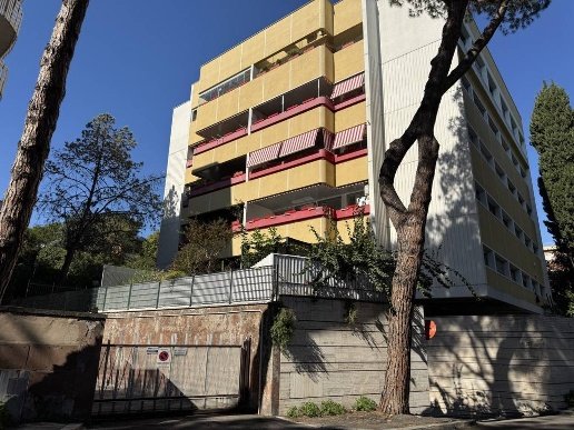 appartamento in vendita a Roma in zona Mostacciano