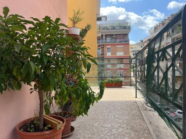 appartamento in vendita a Roma in zona Gianicolense