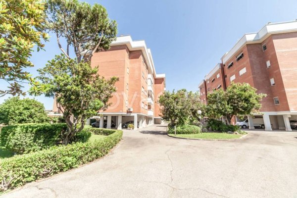 appartamento in vendita a Roma in zona Ostia