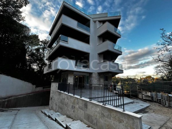 appartamento in vendita a Roma in zona Della Vittoria