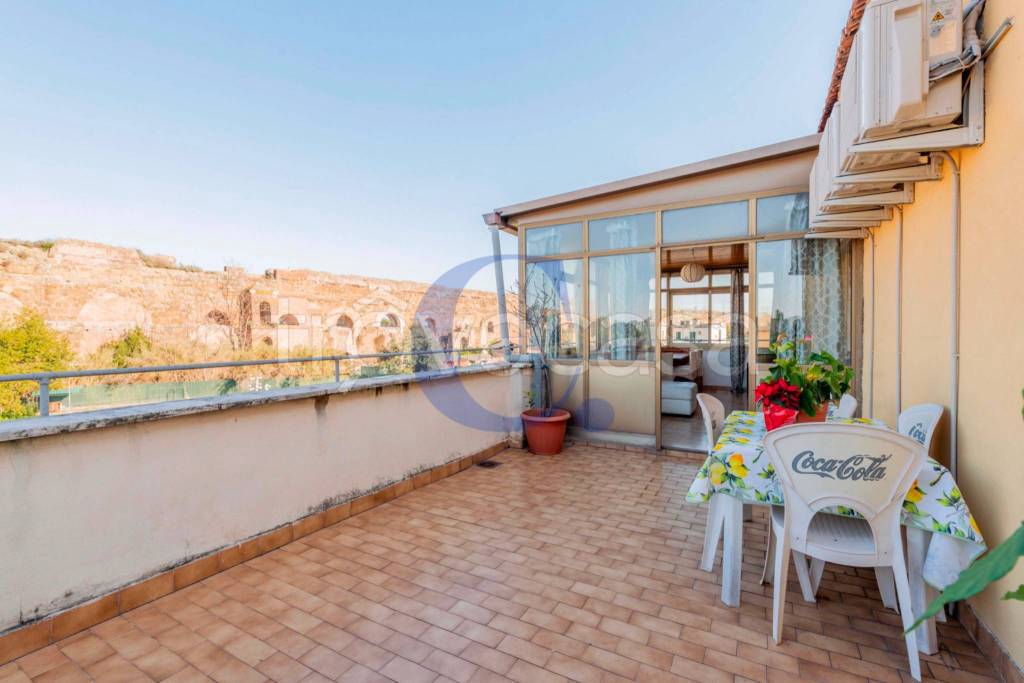 appartamento in vendita a Roma in zona Tuscolano