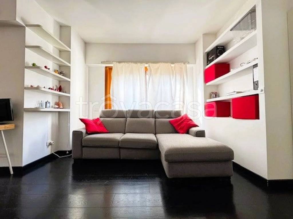 appartamento in vendita a Roma in zona Acilia