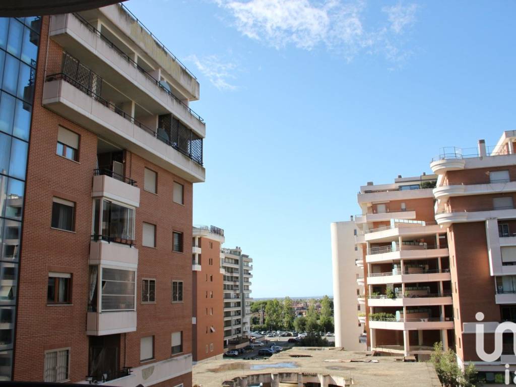 appartamento in vendita a Roma in zona Acilia