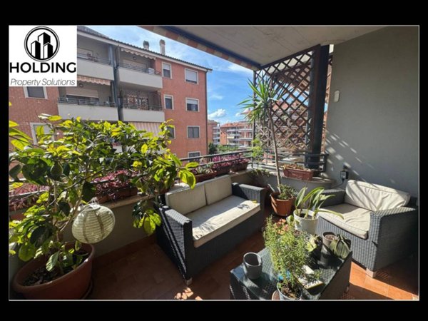 appartamento in vendita a Roma in zona Casalotti