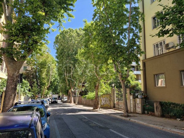 appartamento in vendita a Roma in zona Trastevere