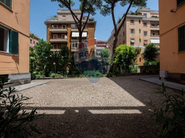 appartamento in vendita a Roma in zona Gianicolense