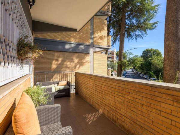 appartamento in vendita a Roma in zona Grottarossa