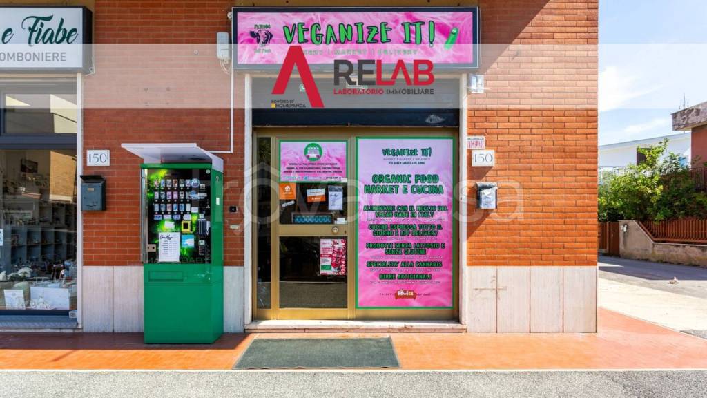negozio in vendita a Roma in zona Dragona/Bagnoletto