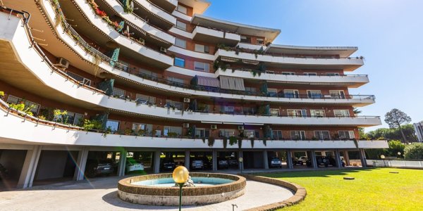 appartamento in vendita a Roma in zona Giuliano Dalmata