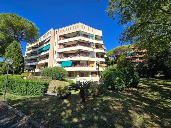 appartamento in vendita a Roma in zona Portuense