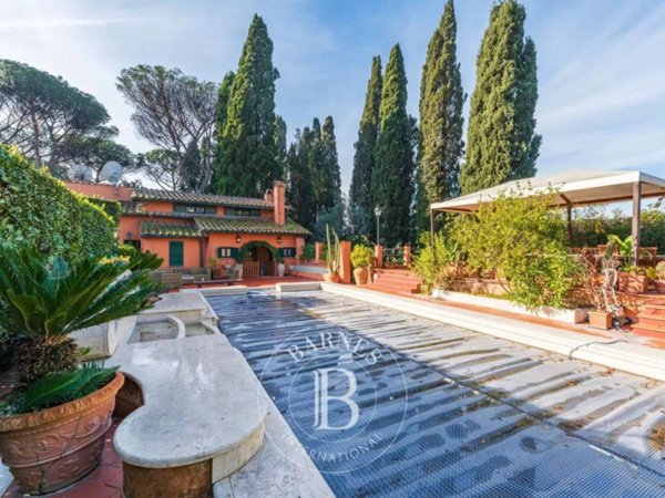 villa in vendita a Roma in zona Ardeatino