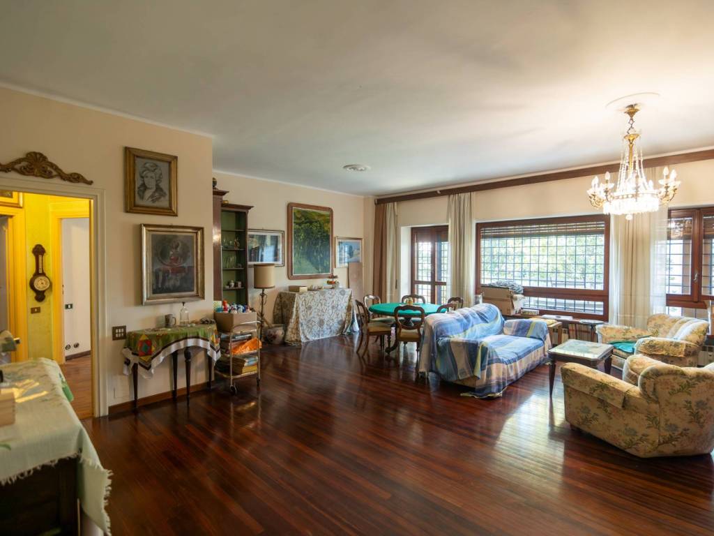 appartamento in vendita a Roma in zona Grottarossa